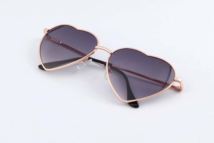 https://www.onyxbunny.com/wp-content/uploads/2017/05/cupids-heart-sunglasses-shaped-heart-women-hearts-designer-glasses-sunglasses-shades-eyewear8.jpg