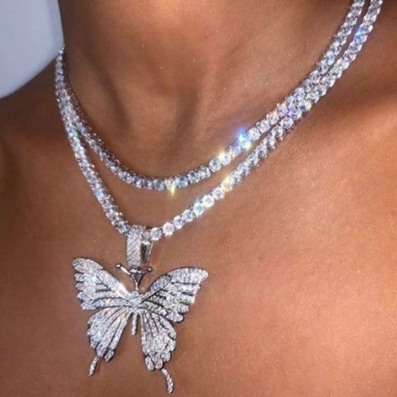 queen butterfly enchanted necklace