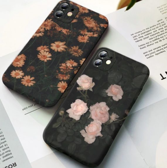 retro flowers iphone case