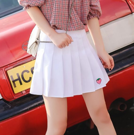 baby strawberry skirt1