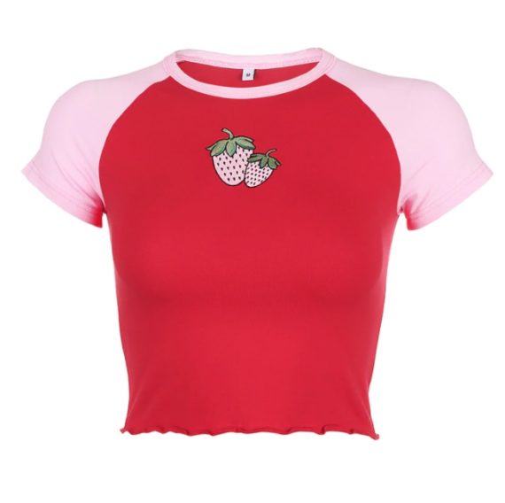 strawberry babe crop top1